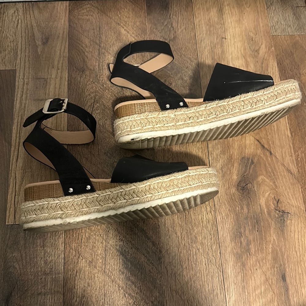 Cushionar heels